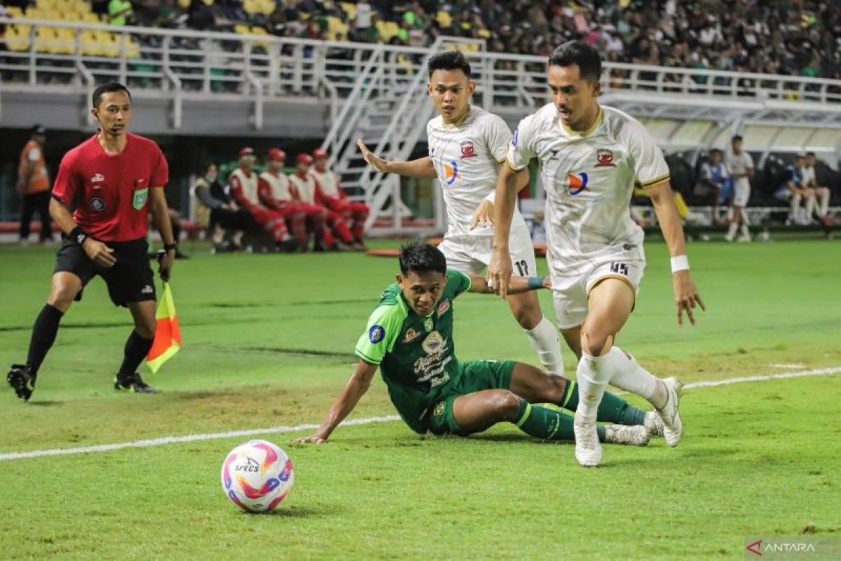 Klasemen Liga Indonesia: Persib Bandung masih kokoh di puncak