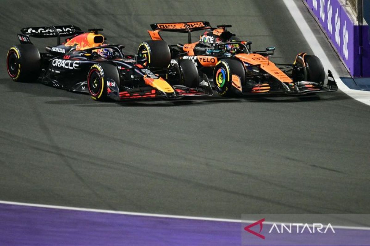 Verstappen tetap bersyukur meski terkena penalti 5 detik
