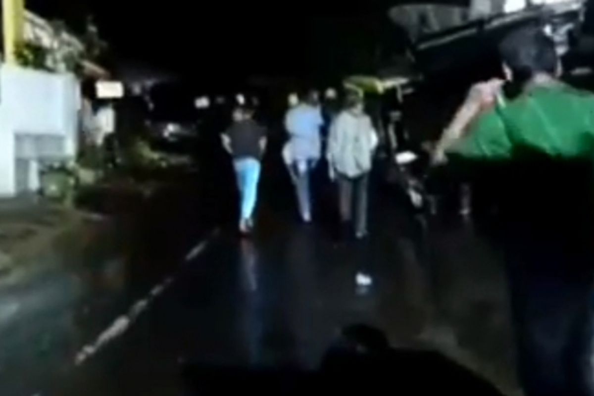 Sirene peringatan banjir, warga Tanah Datar berhamburan ke luar rumah
