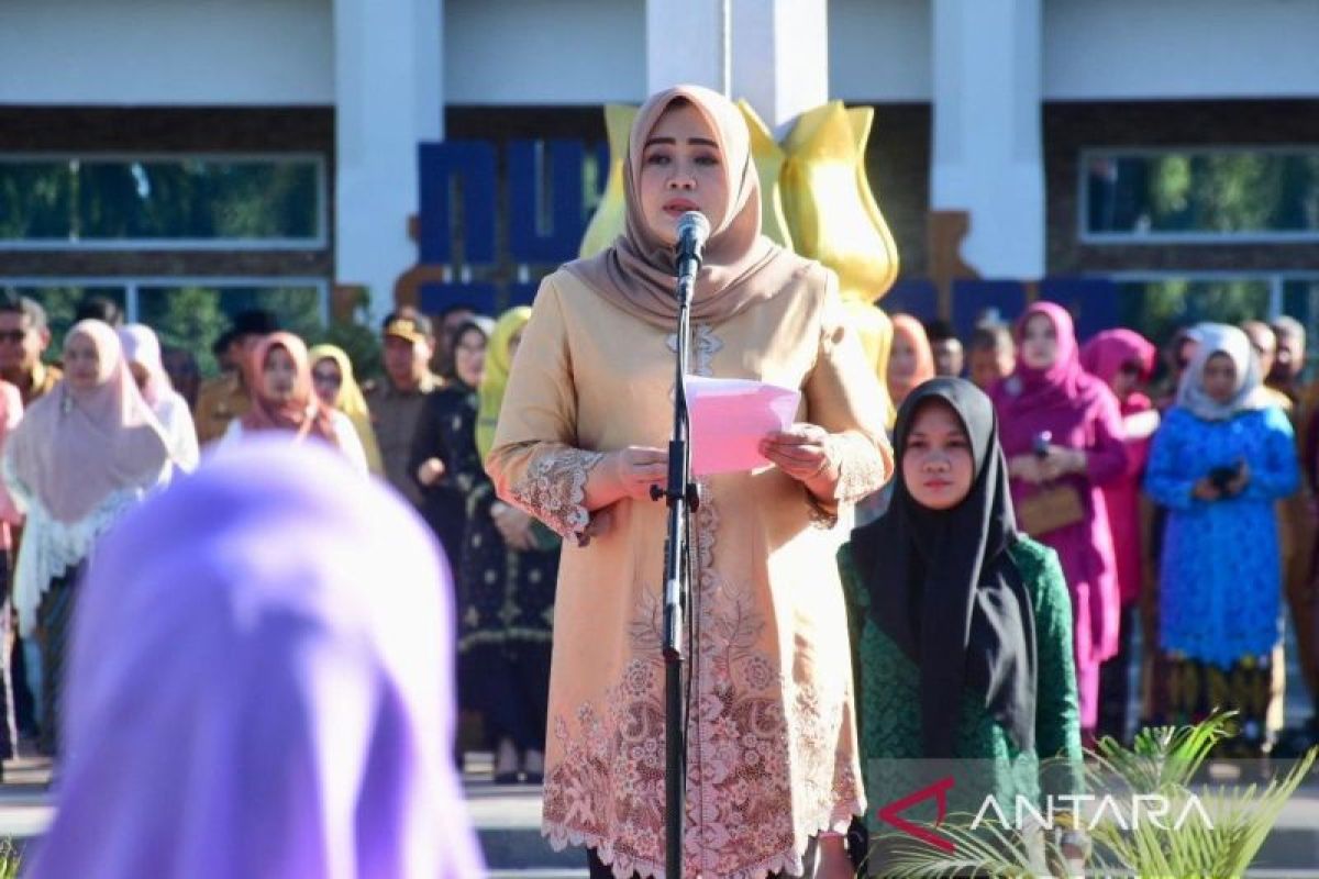 Wagub NTB harapkan perempuan berprestasi di peringatan Hari Kartini