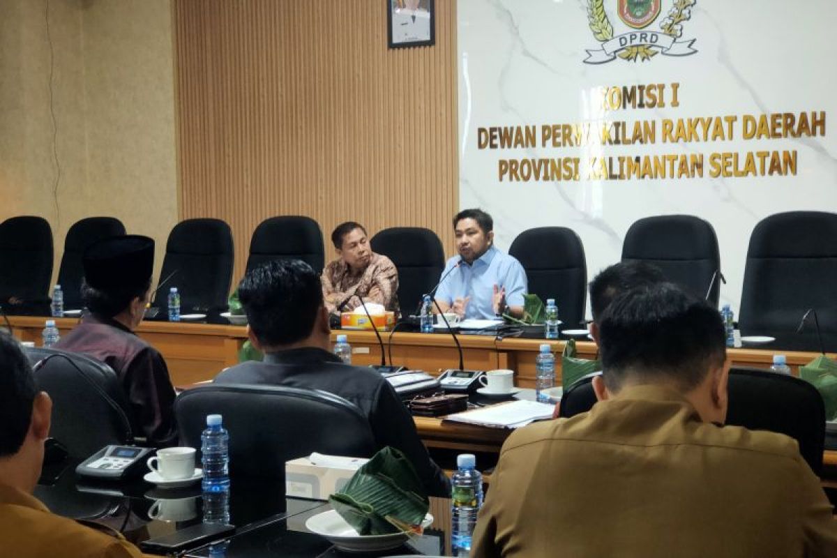 DPRD Kalteng diskusikan LKPj 2024 dengan Kalsel