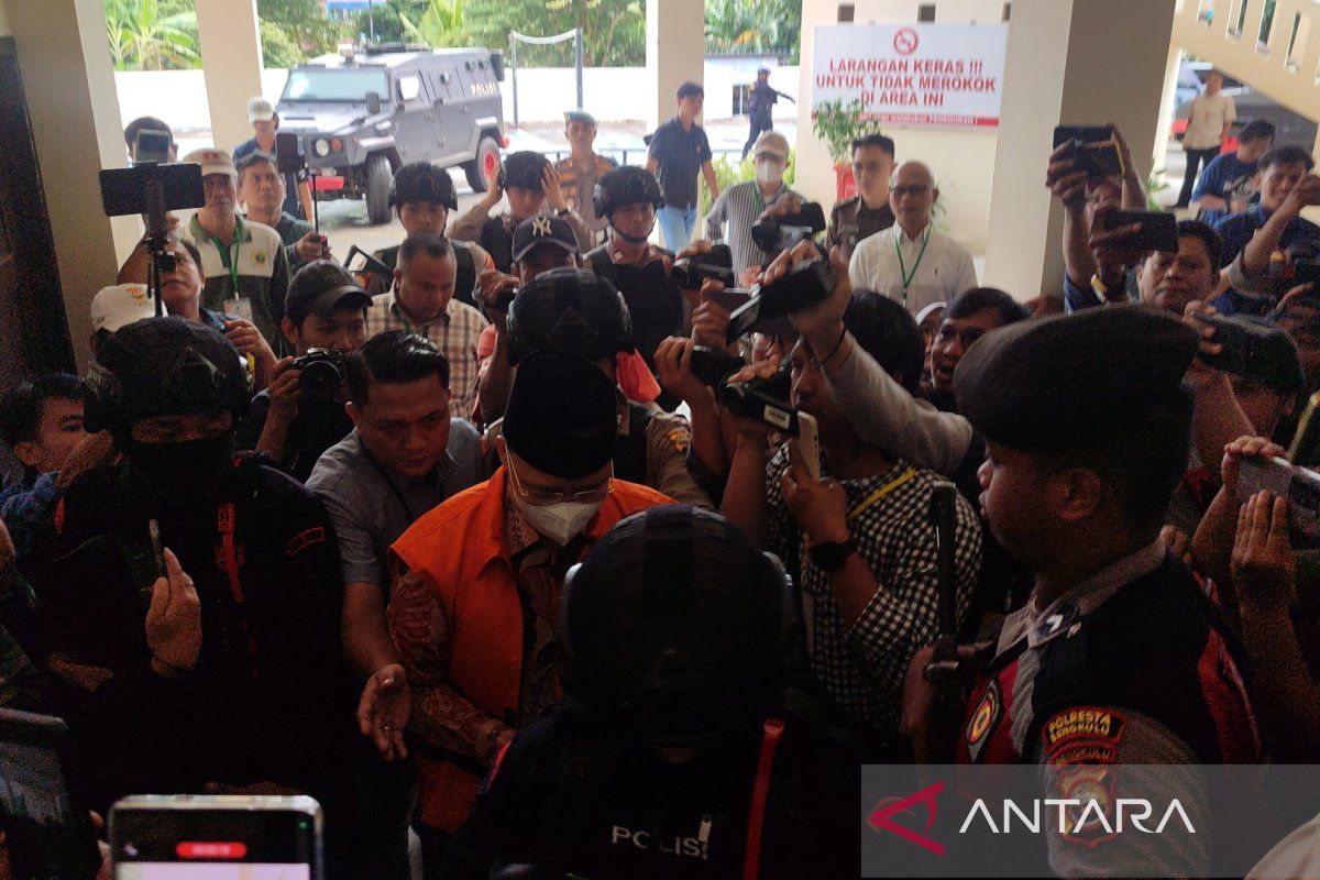 Rohidin Mersyah akui mobilisasi ASN dan gratifikasi untuk dana pilkada Bengkulu 2024