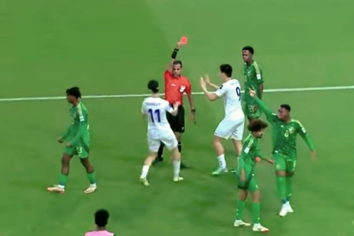 Piala Asia U-17 2025  - Uzbekistan juara, bungkam Saudi 2-0