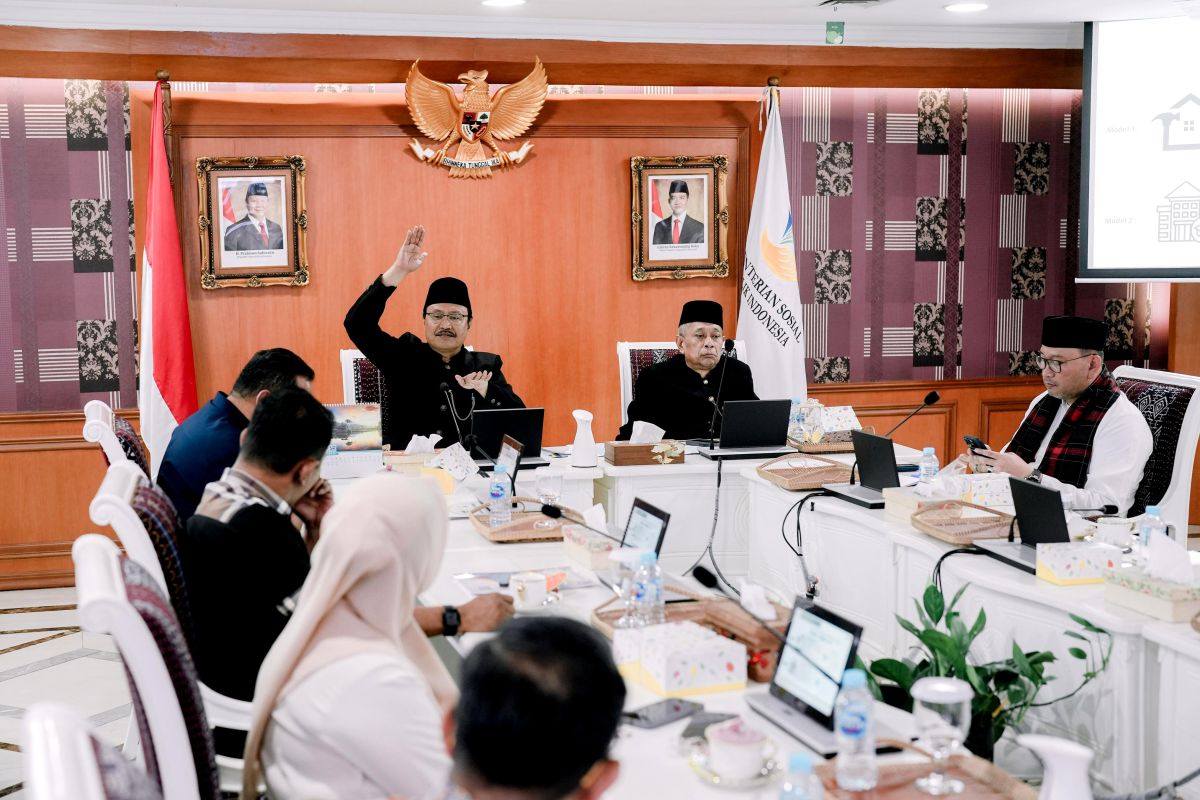 Kemensos ajak pemda entaskan kemiskinan melalui Sekolah Rakyat