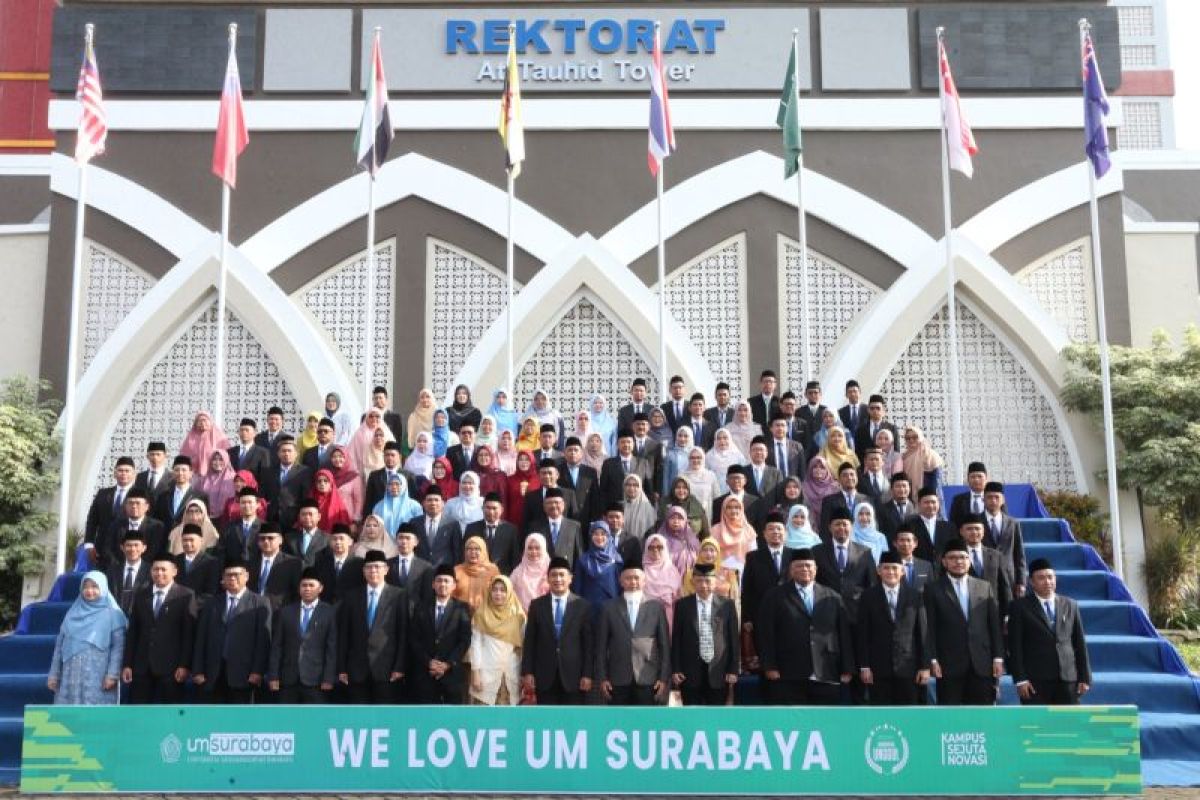 UM Surabaya lantik 136 pejabat struktural