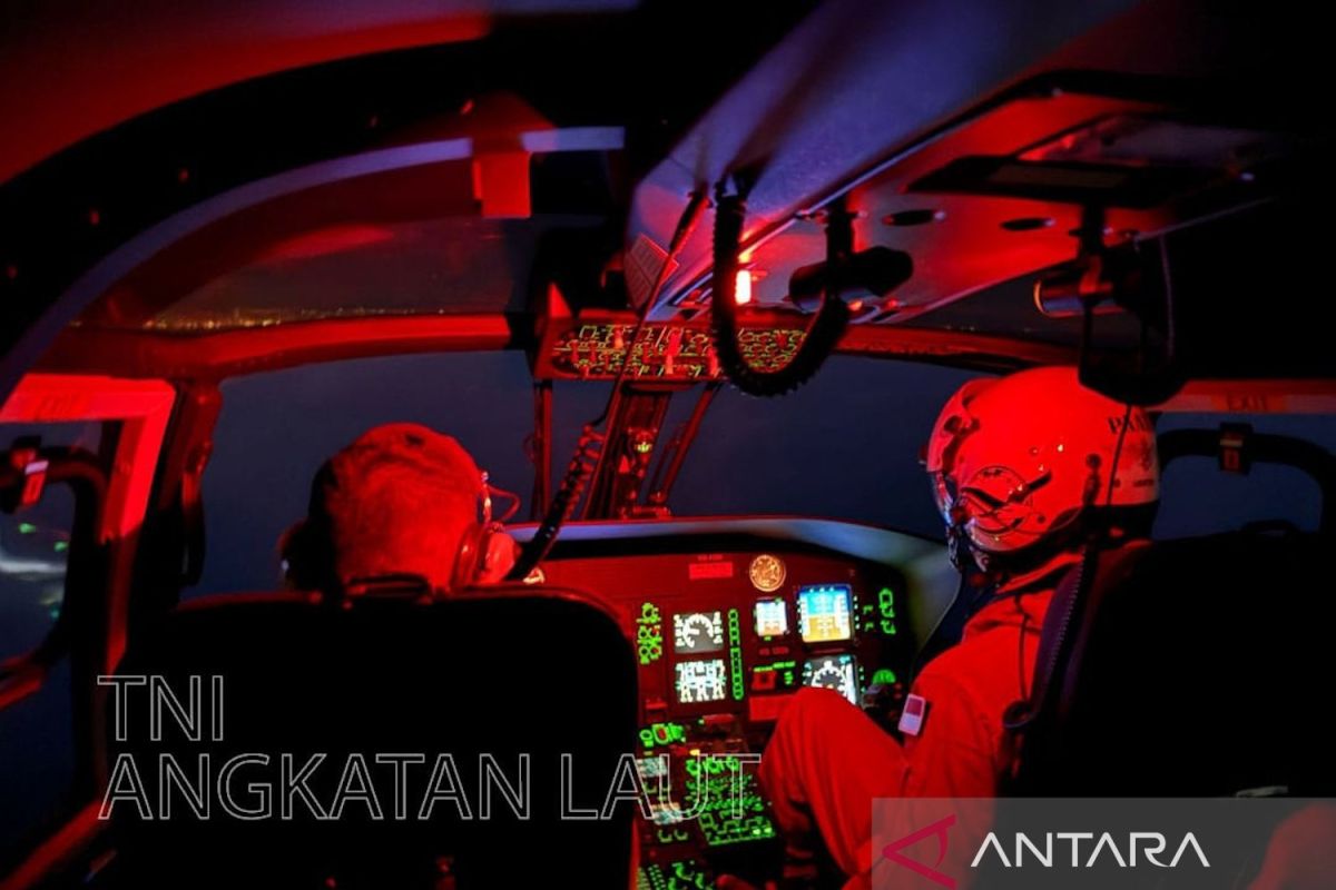 Satgas MTF gelar latihan terbang malam di laut Lebanon