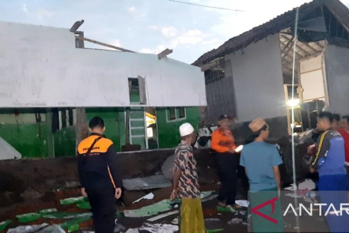 BPBD Situbondo perpanjang status tanggap bencana hidrometeorologi