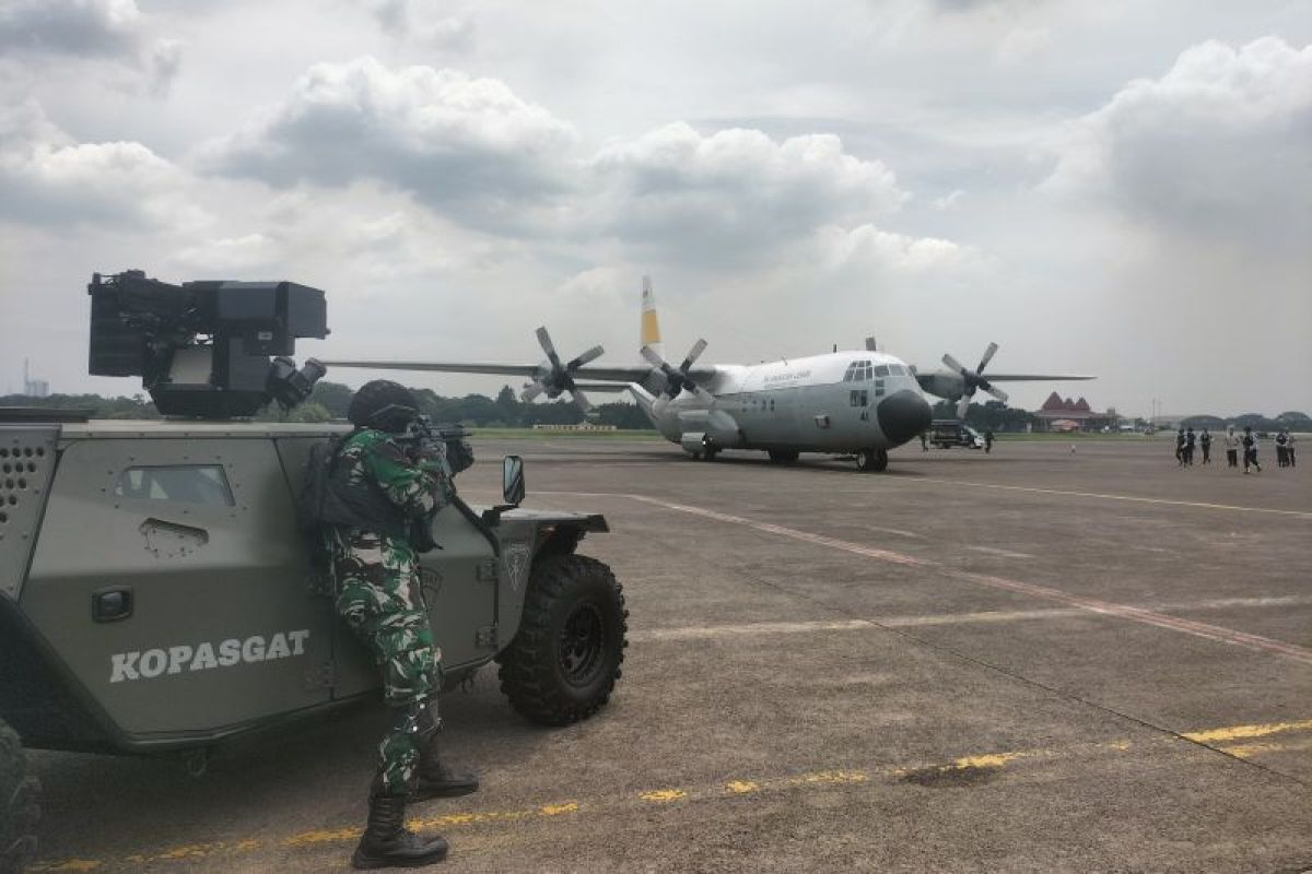 TNI AU menggelar simulasi penangkapan pesawat asing ilegal