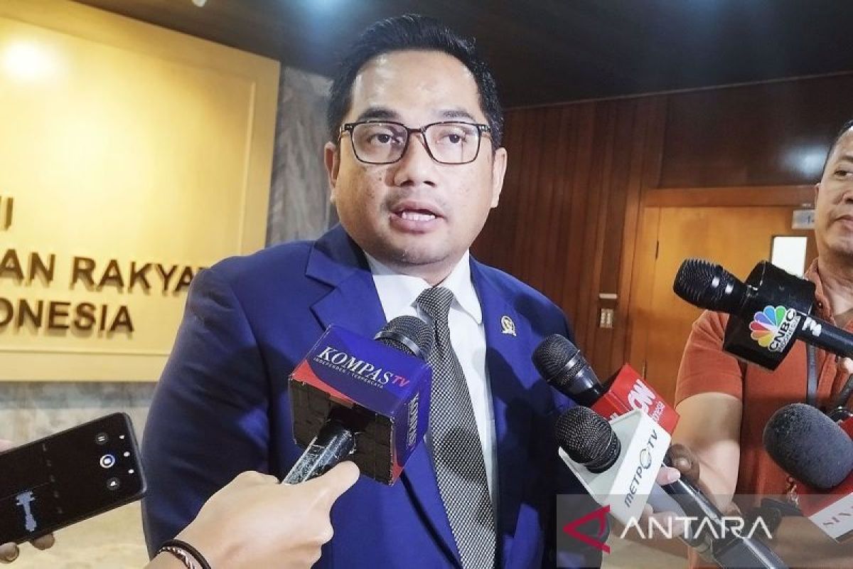 Ketua Komisi II DPR siap bahas RUU Ormas tapi menilai lebih urgen PP