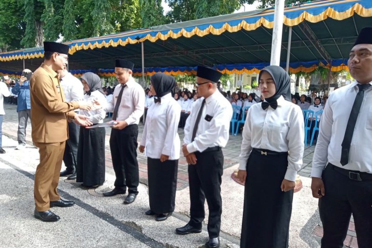 Wali Kota Mataram serahkan 644 SK Pengangkatan CASN formasi 2024