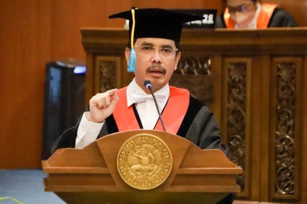 Pakar Unair: Penahanan ijazah oleh perusahaan bertentangan kebebasan