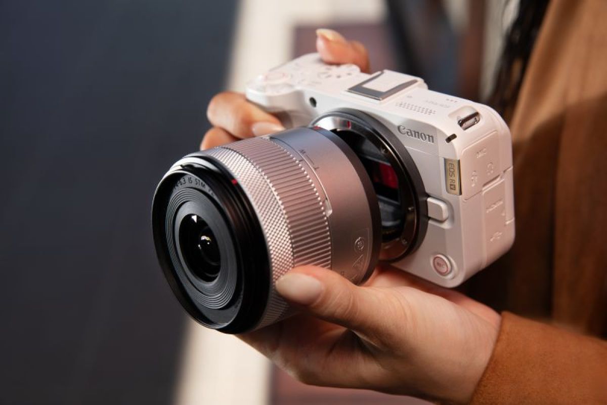 Kamera Canon EOS R50 V tawarkan beragam fitur pembuatan video