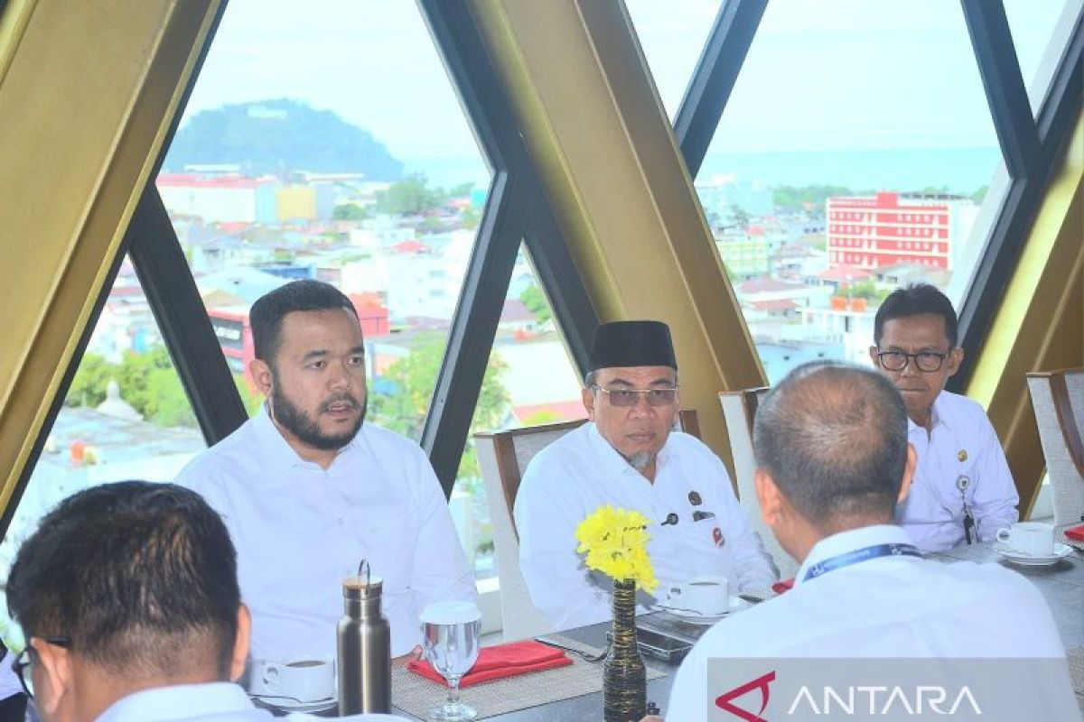 Masuk program 100 hari, Wako-Wawako Padang berkomitmen tangani masalah banjir