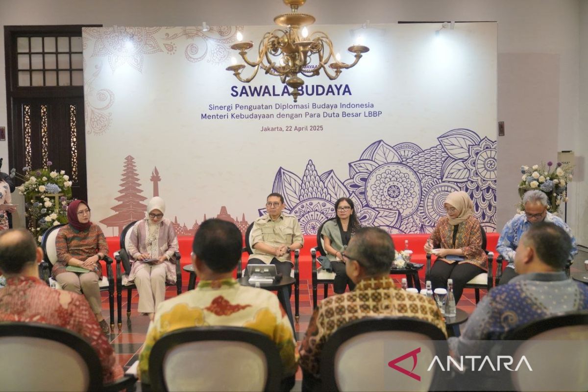 Menteri Kebudayaan kemukakan gagasan untuk hadirkan "Indonesian Wave"