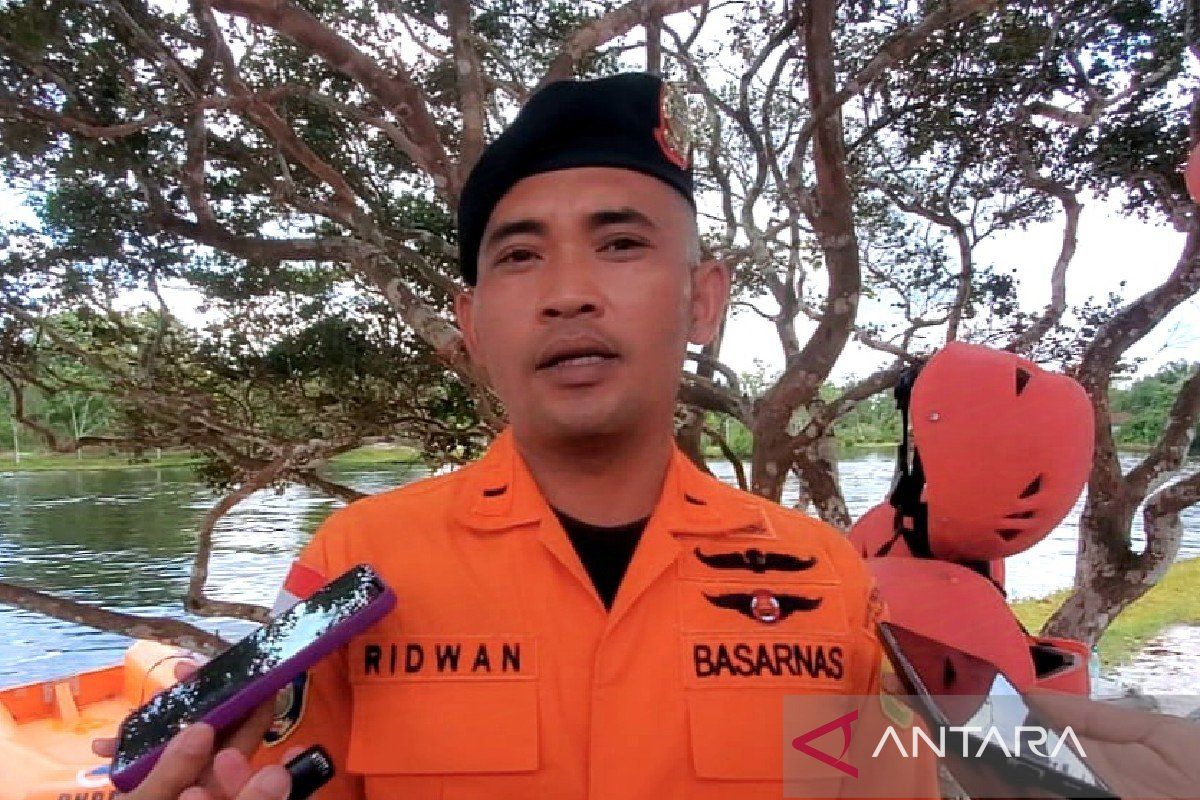 Tim SAR gabungan hentikan pencarian penumpang jatuh di laut muara Sampit