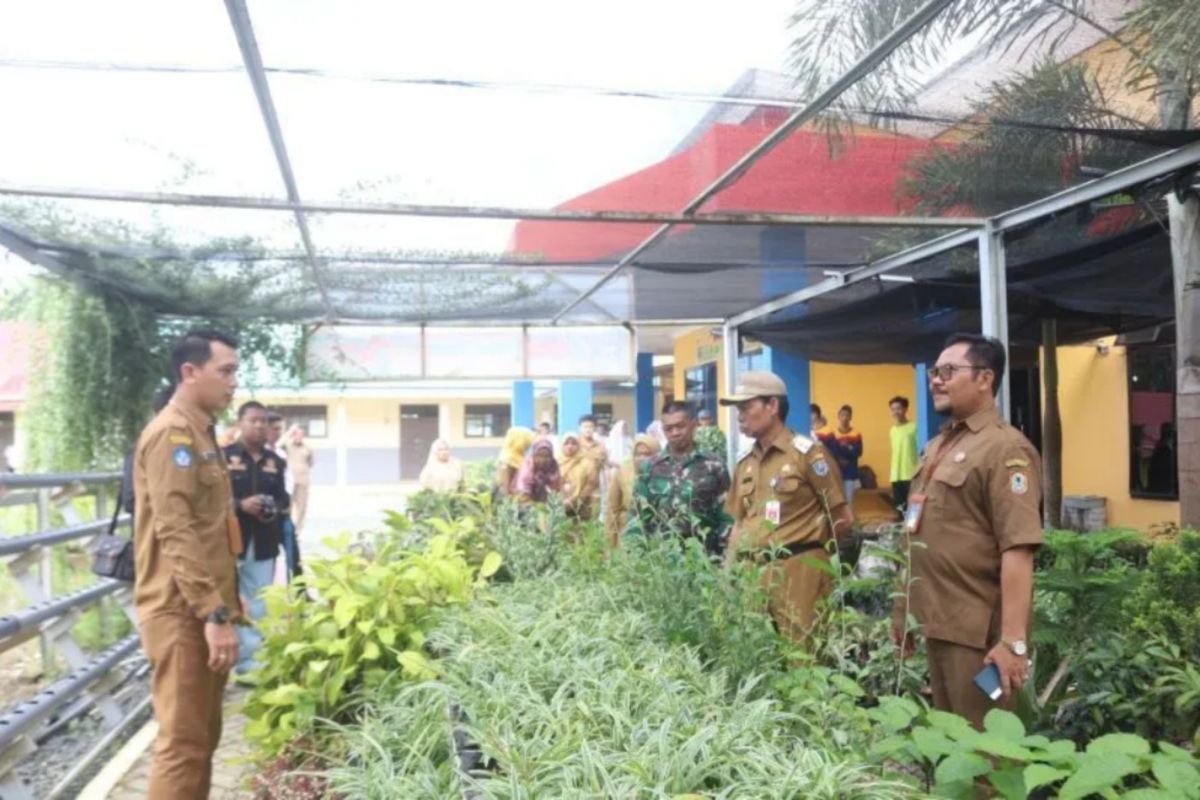 Kalsel kemarin dari program beasiswa hingga petani milenial