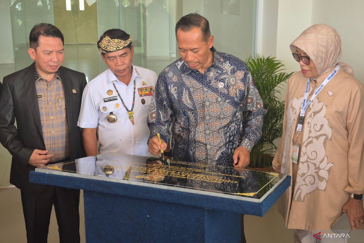 Wamendiktisaintek dorong kampus di perbatasan jadi pusat inovasi lokal