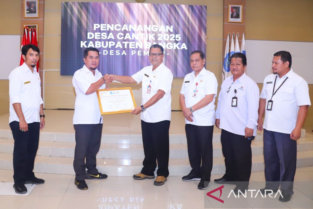 Pemkab Bangka berikan piagam penghargaan kepada 