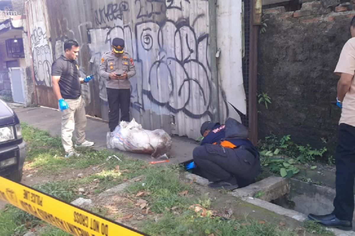 Jasad di dalam karung diduga korban pembunuhan