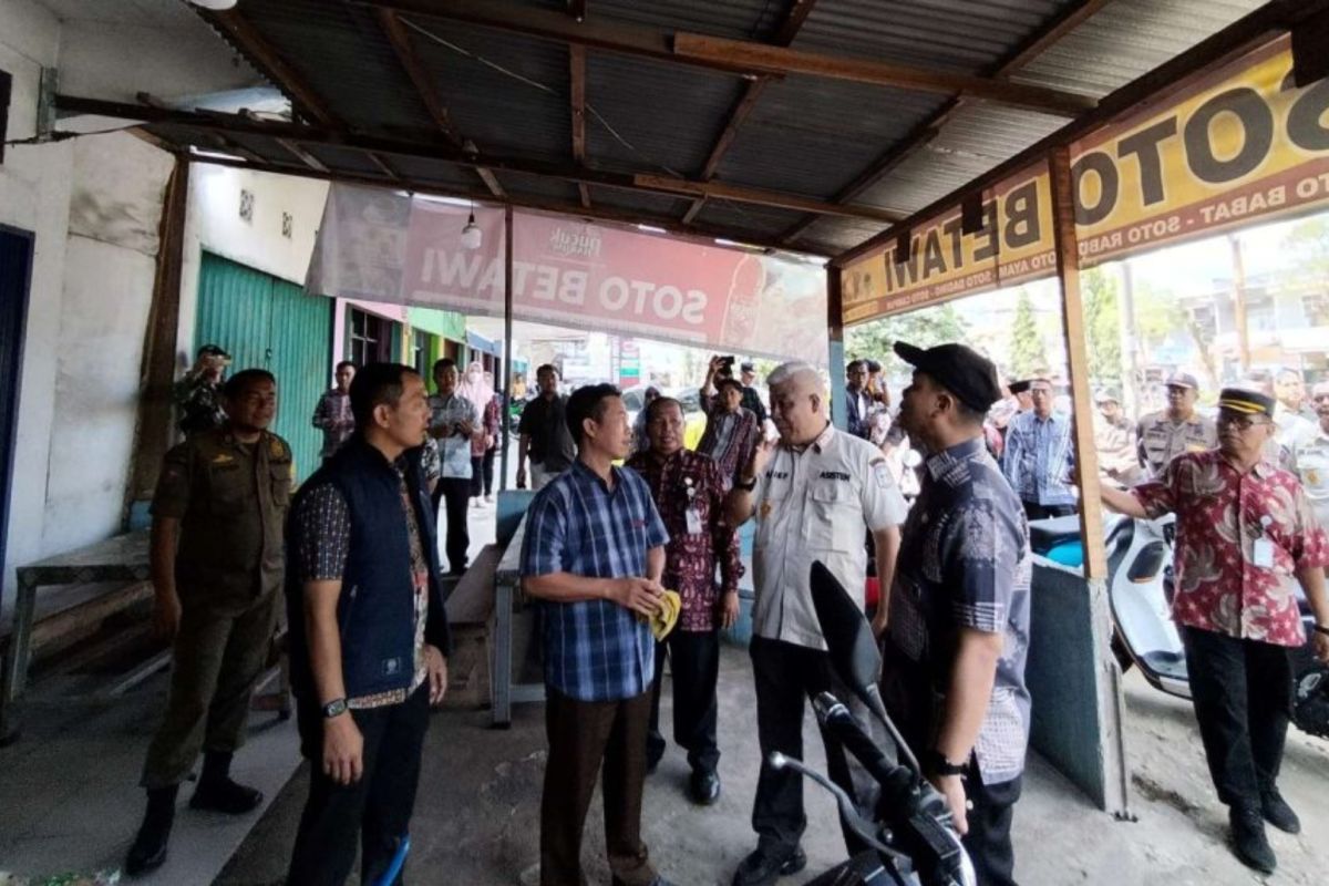Wabup Sarolangun turun langsung tertibkan PKL yang lewati DMJ