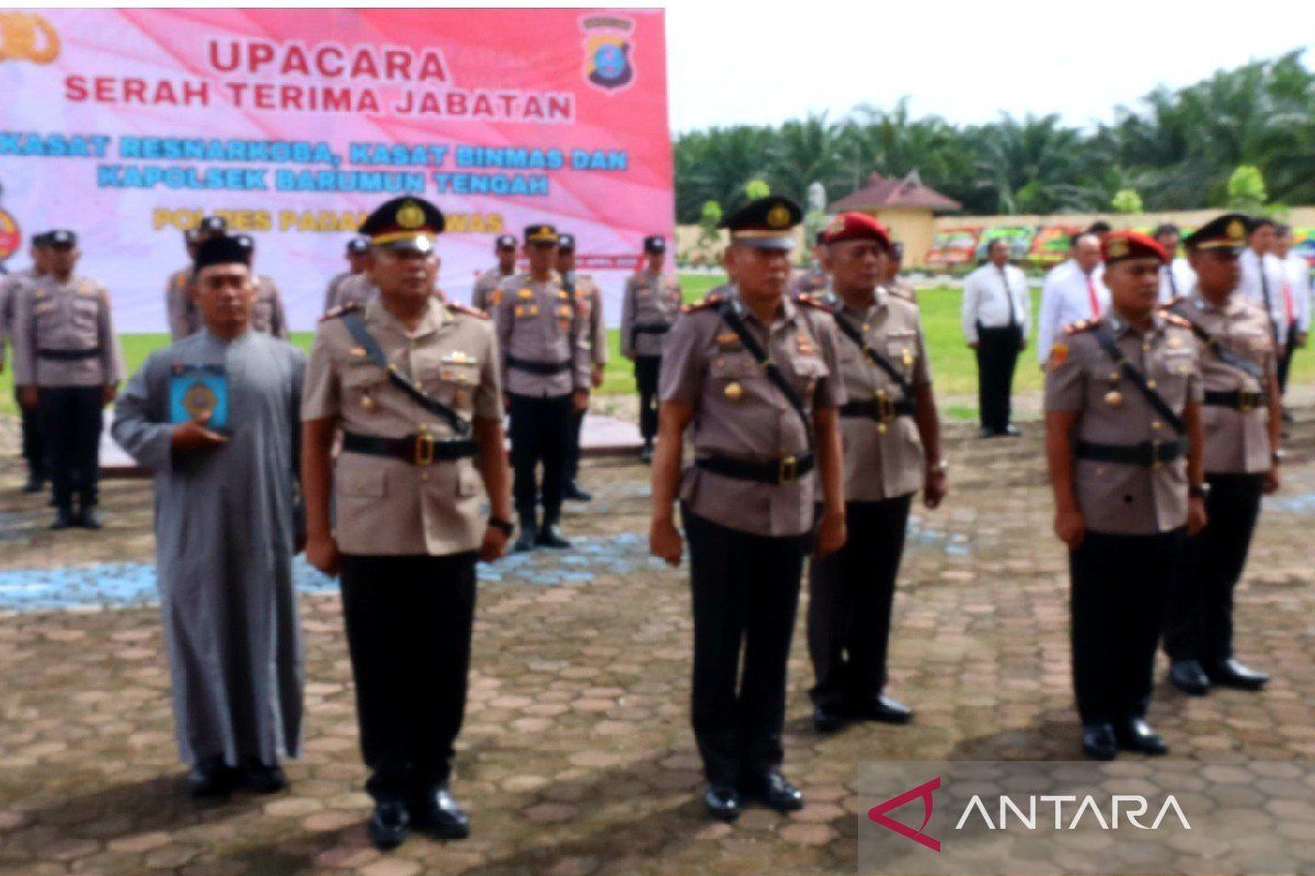 Polres Palas gelar upacara sertijab Kasat Narkoba, Kasat Binmas dan Kapolsek Barumun Tengah