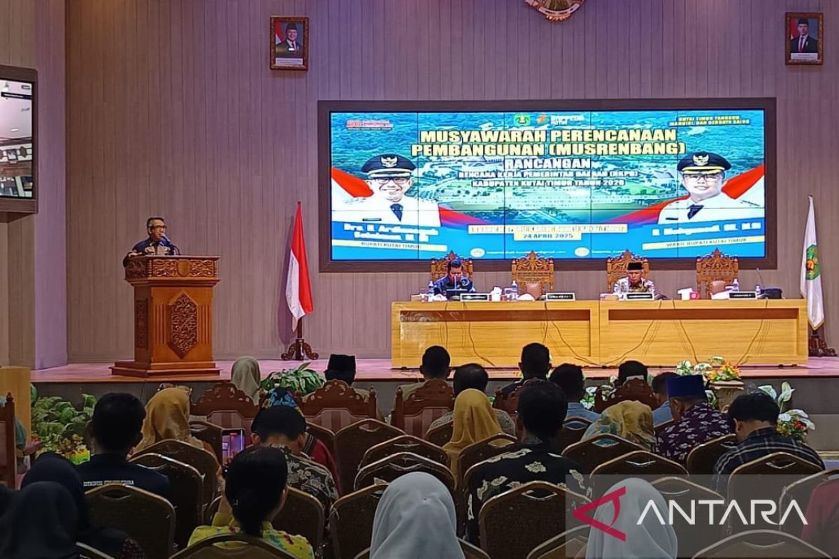 Bupati Kutim targetkan infrastruktur dasar rampung tahun 2028