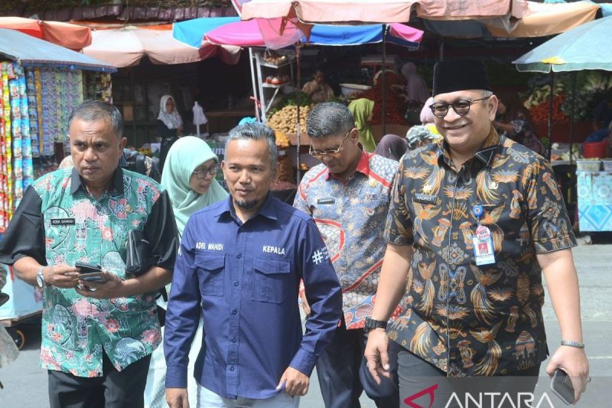 Pemkot Padang jamin semua PKL dapat tempat di Pasar Raya Fase VII