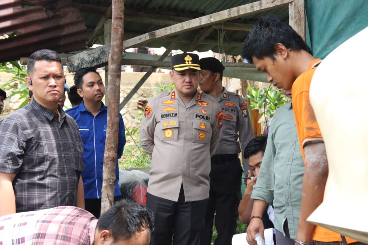 Polres Karimun rekonstruksi kasus pembunuhan