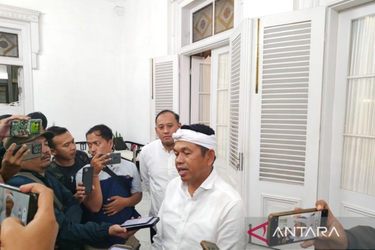 Dedi Mulyadi ungkap kecurigaan atas kasus lahan SMAN 1 Bandung