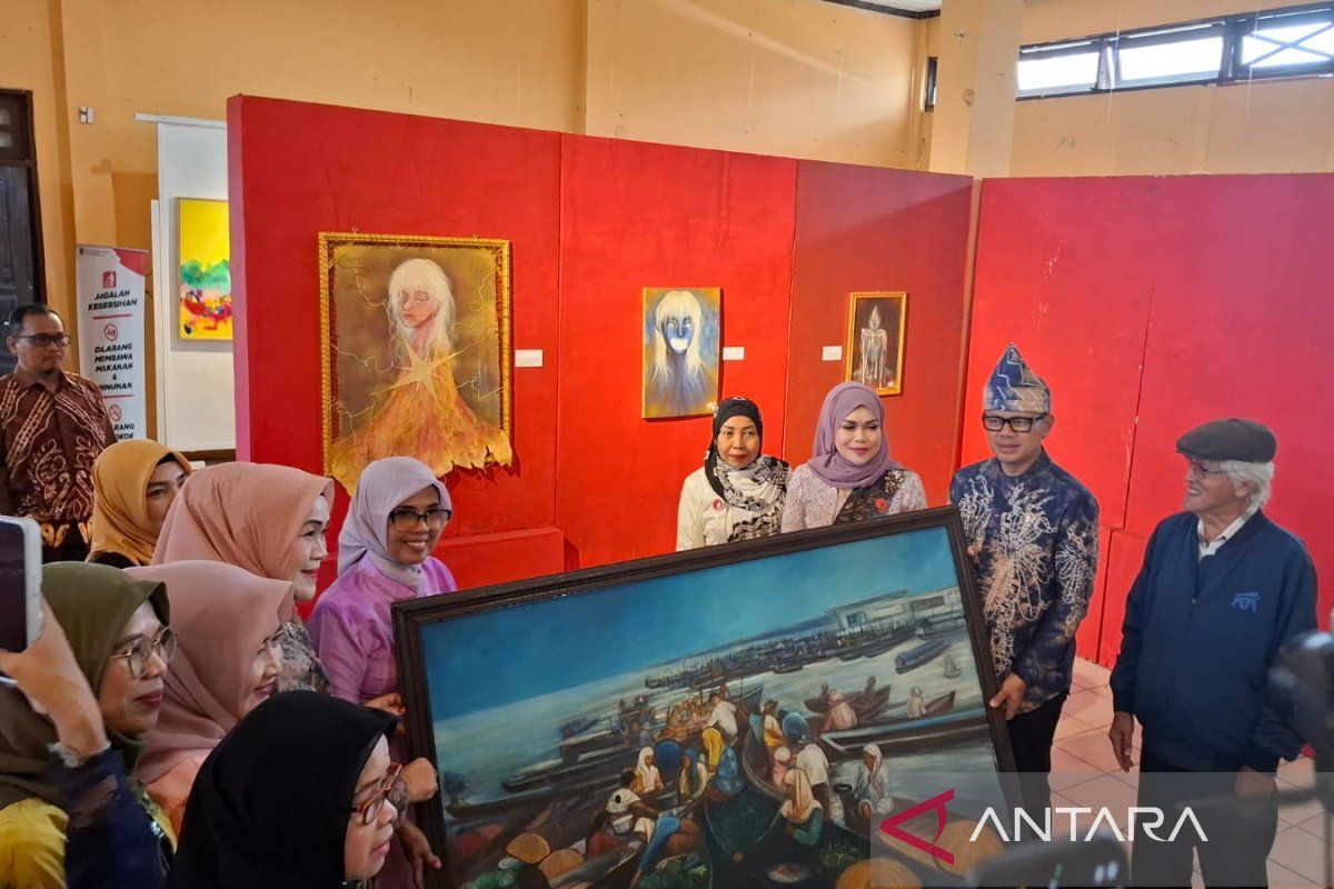 Wamendagri Bima Arya buka pameran seni rupa "Junjung Galuh" Kalsel