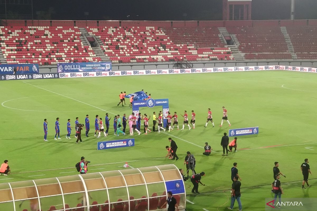 Liga 1 - Madura United kalahkan Arema FC 1-0