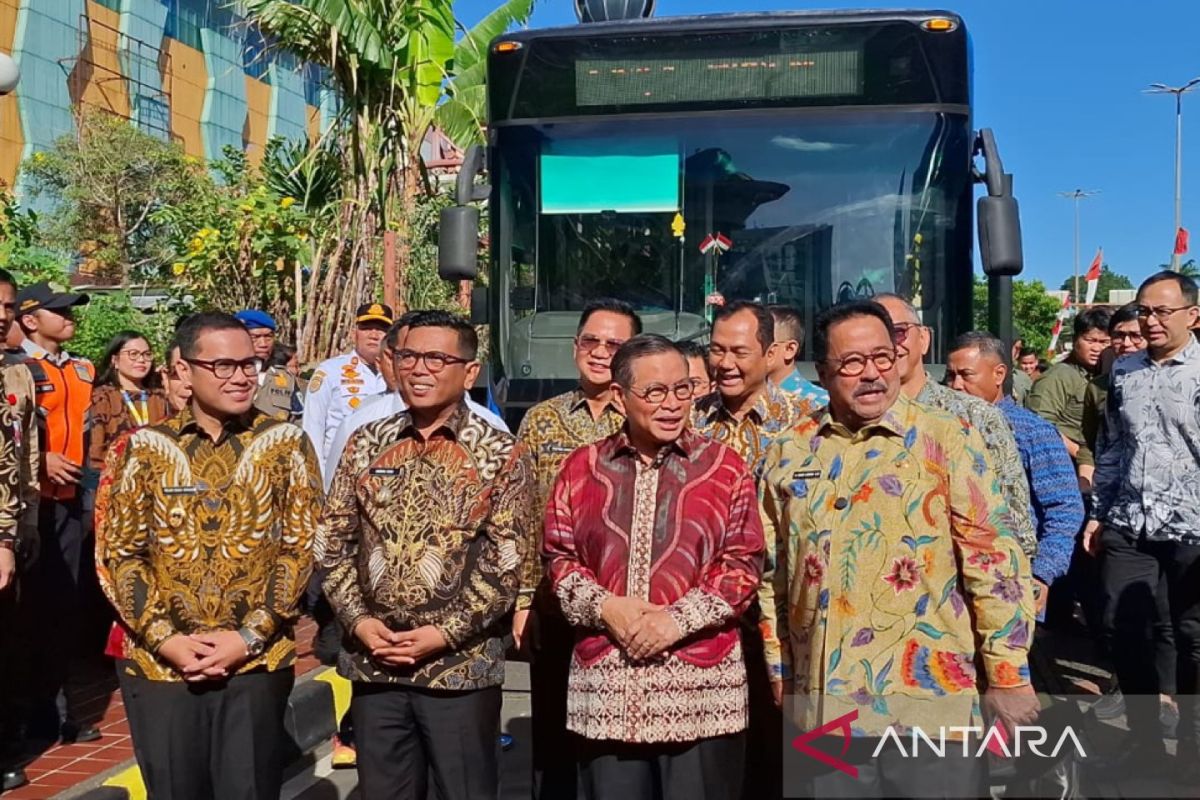 Transjabodetabek rute Alam Sutera-Blok M diluncurkan