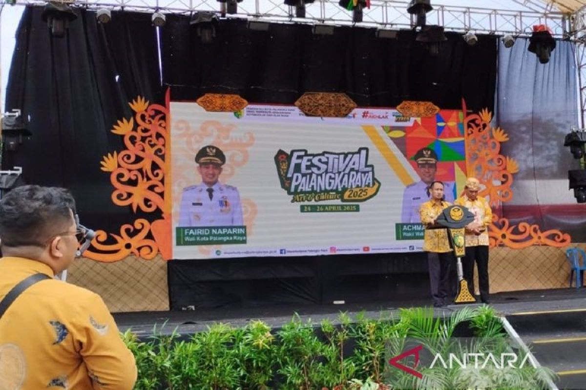 Pemkot Palangka Raya lestarikan budaya Dayak lewat festival