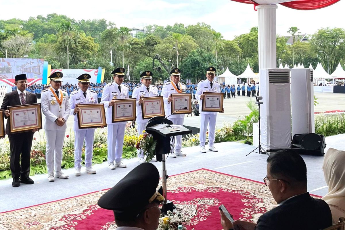 Pemkot Yogyakarta raih penghargaan pemda berkinerja tinggi di Hari Otonomi Daerah