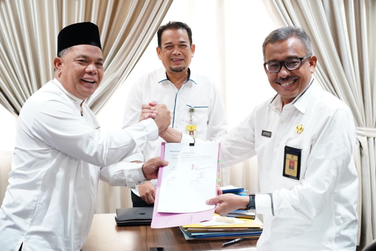 Pemko Batam bekali JCH Batam dengan bantuan dana transportasi