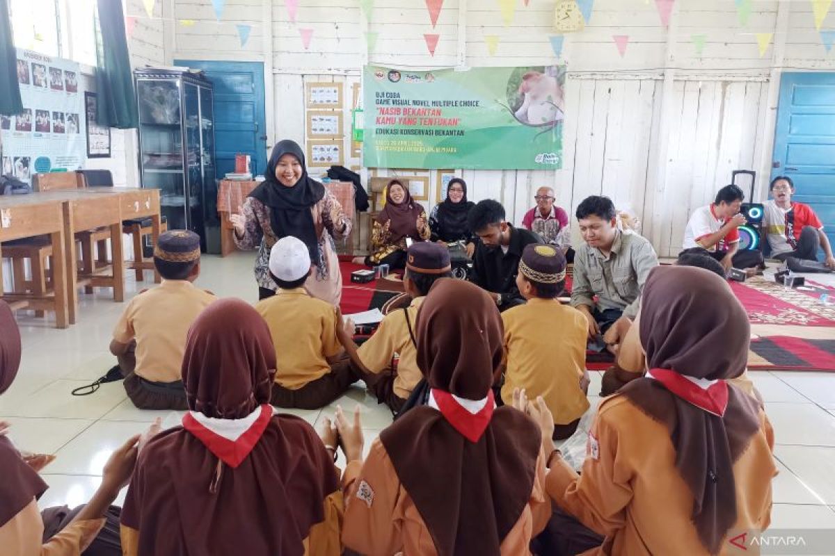 Bermain sambil belajar pelestarian Bekantan lewat komik digital Bekantan