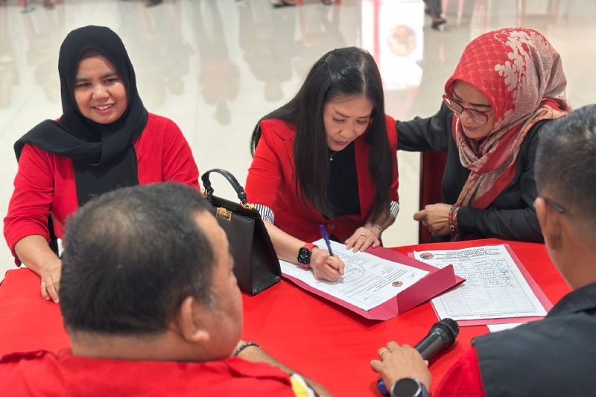 Mantapkan diri, Merry daftarkan diri sebagai calon Wakil Wali Kota Pangkalpinang dari PDI-P