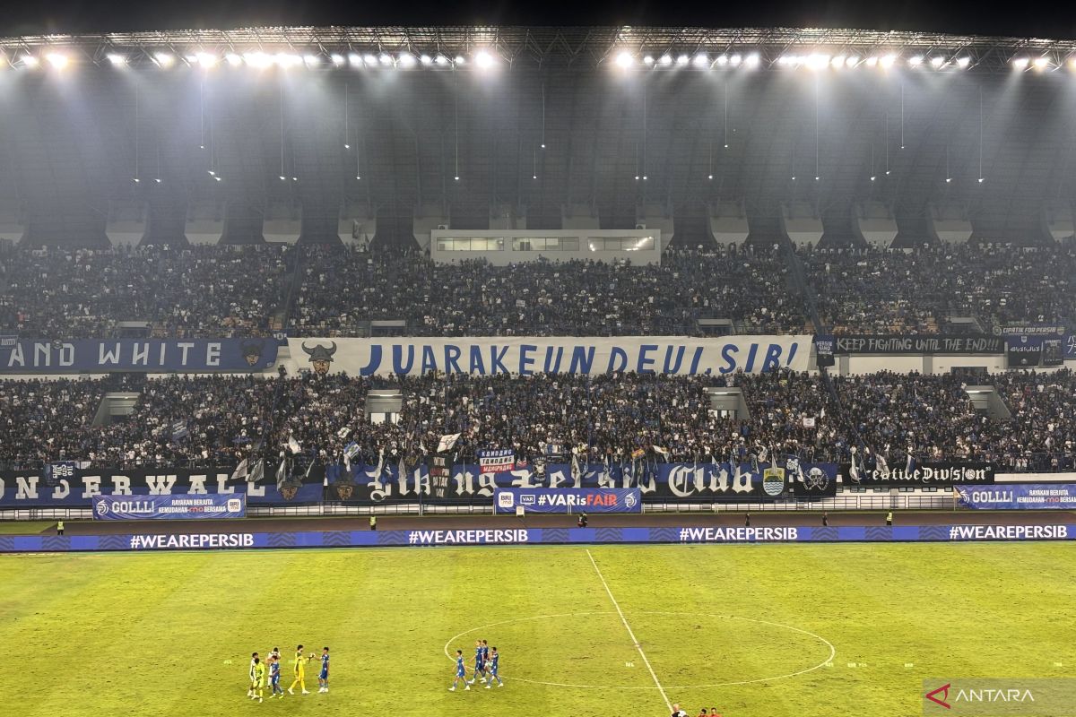 Liga 1: Persib kokoh di puncak setelah kalahkan PSS Sleman 3-0