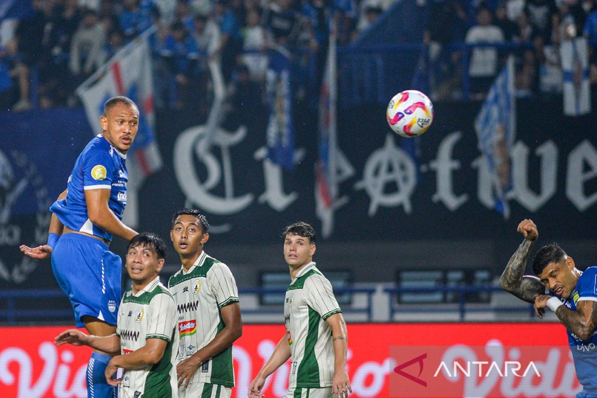 Tujuh tim bertarung untuk hindari zona degradasi Liga 1 Indonesia