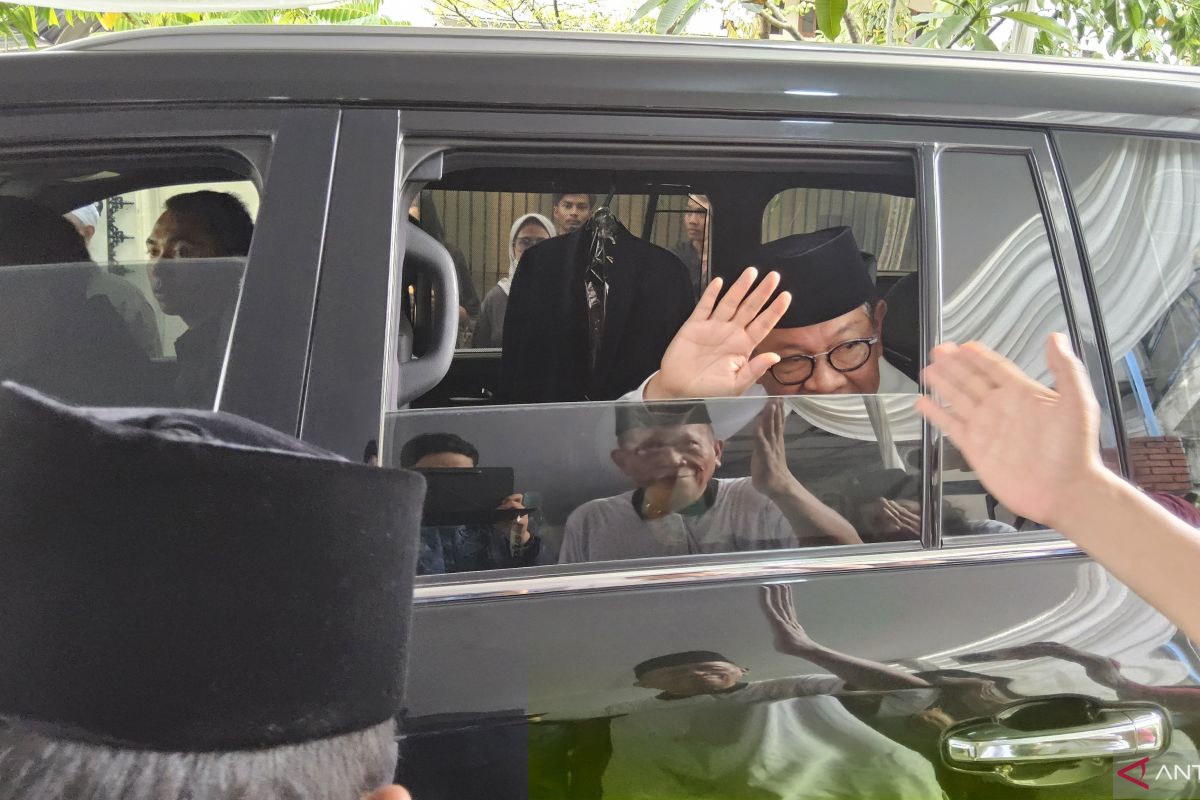 Pesan Pram, Slank jangan terpecah usai kepergian Bunda Iffet