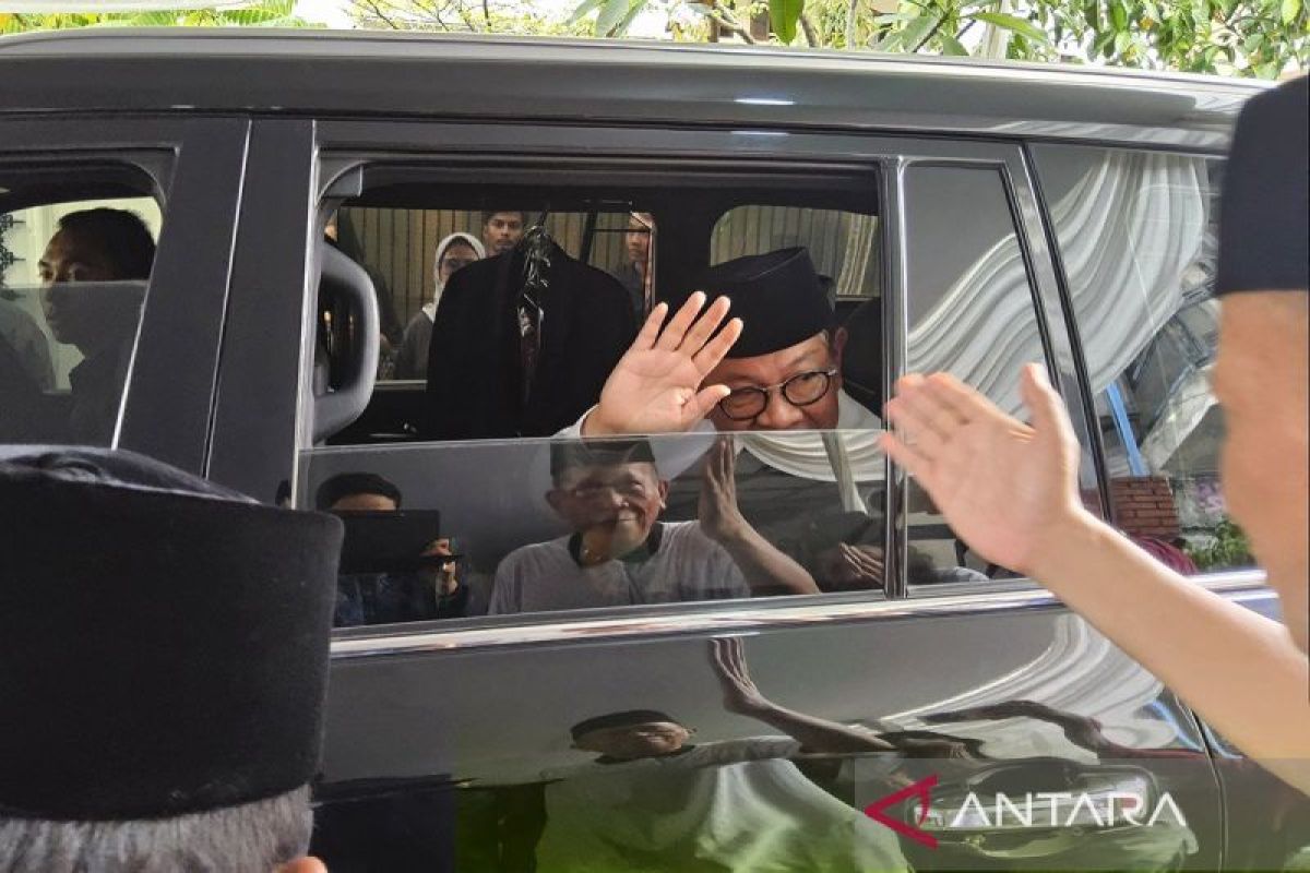 Pesan Pramono, Slank jangan terpecah usai kepergian Bunda Iffet