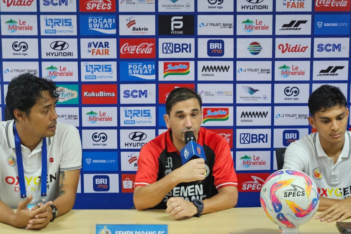 Pelatih Semen Padang sangat puas atas kemenangan di kandang Persija