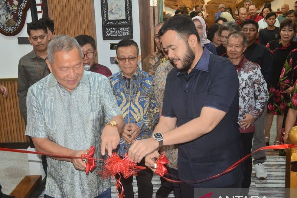Wali Kota Padang Fadly Amran resmikan gedung baru WHBT