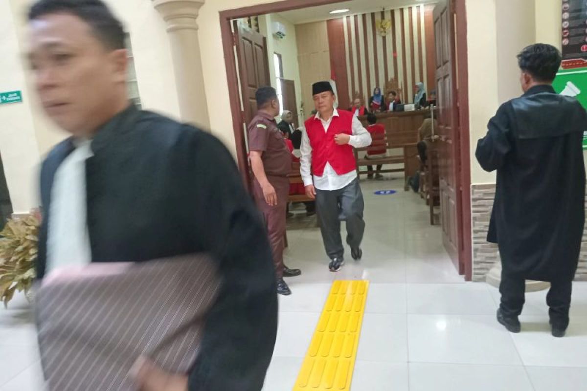 Eks pegawai Satpol PP Lampung disidang terkait perkara penipuan jual beli tanah