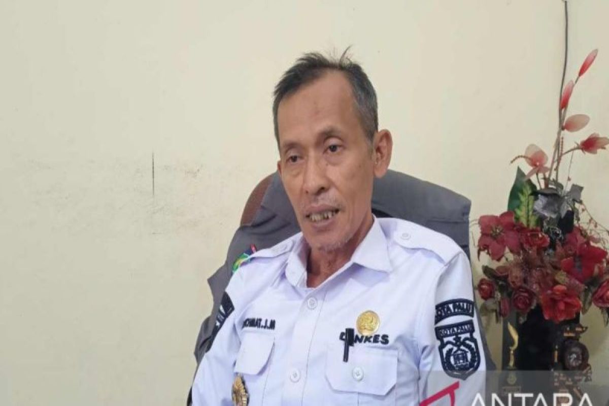 Tenaga kesehatan dikerahkan untuk layani warga terdampak banjir di Palu