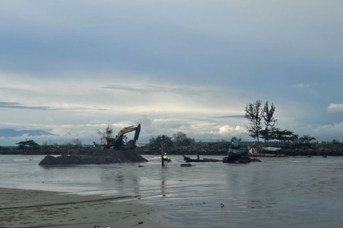 Pelindo percepat pengerukan alur Pelabuhan Pulau Baai Bengkulu