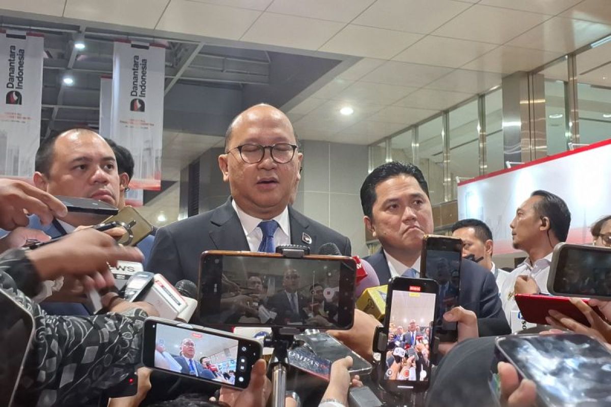 Rosan ungkap 844 BUMN resmi gabung Danantara