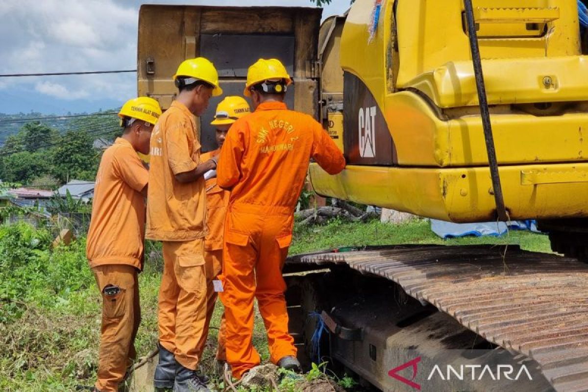 413 siswa SMKN 2 Manokwari ikut sertifikasi uji kompetensi