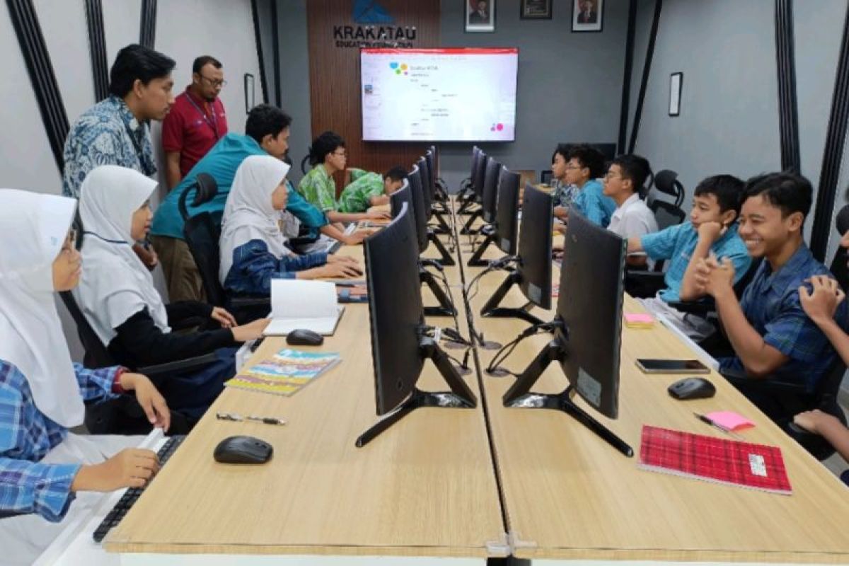 Siswa SMP di Kota Cilegon dapat pelatihan coding