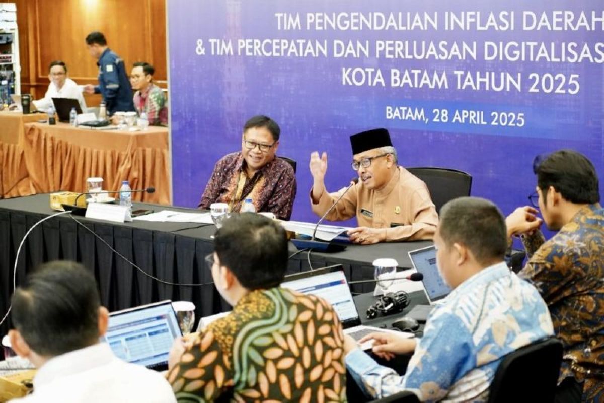 Pemko Batam pastikan distribusi bahan pokok lancar